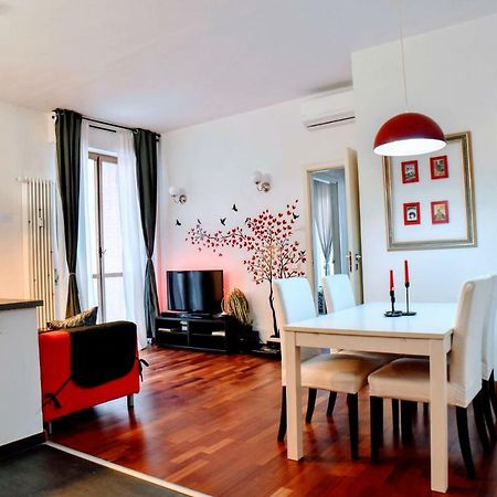 The Red Suite In Florence With Free Parking Флоренция Экстерьер фото